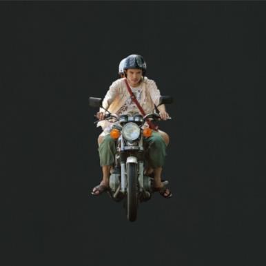 谁先爱上他的