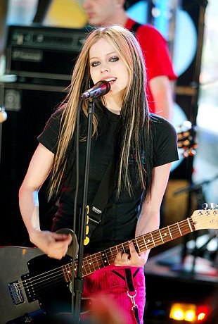 Avril Lavigne - Osaka, Japan Bonez Tour 2005 (Silver Cd)