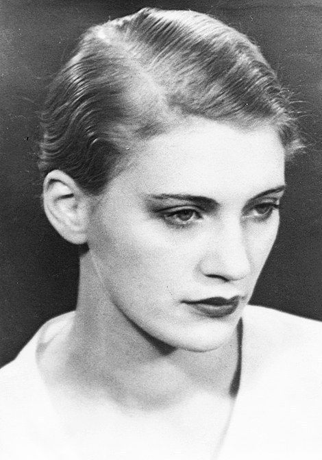 Elizabeth Lee Miller
