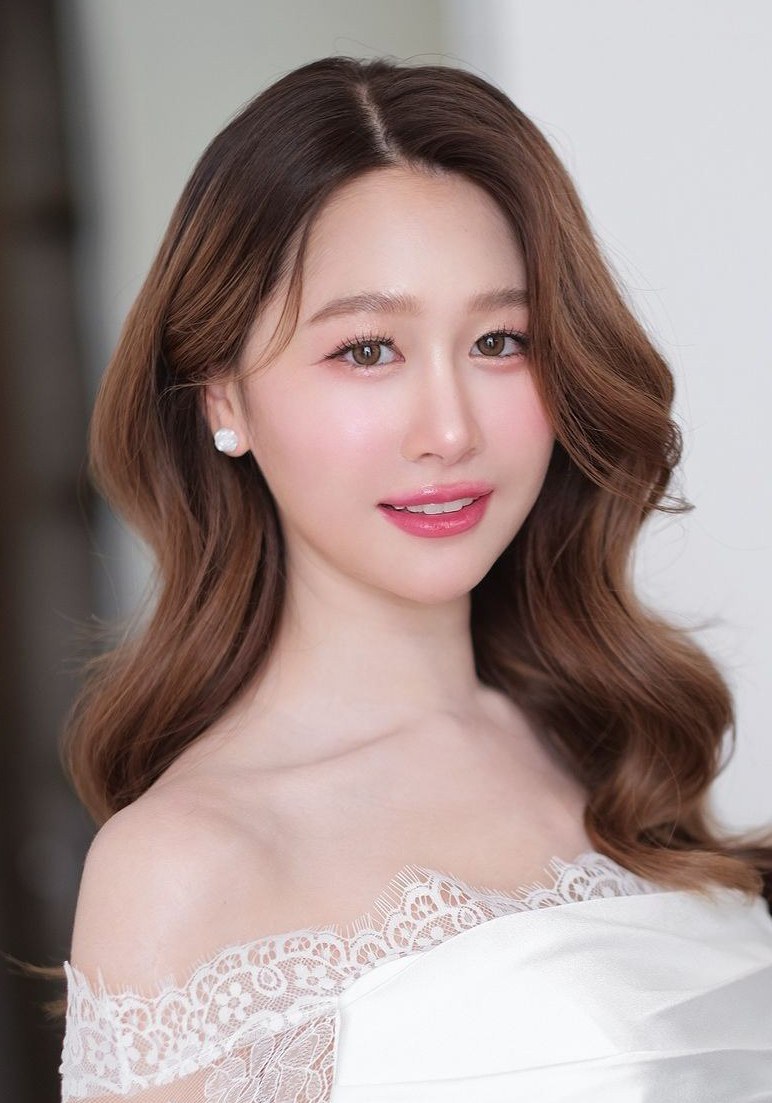 นีร สุวรรณมาศ