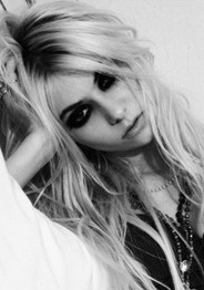 Taylor Michel Momsen