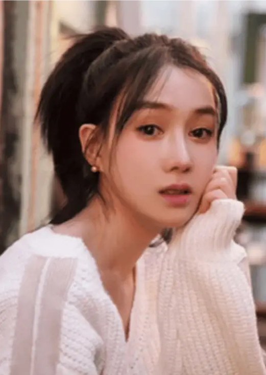 章珈悦