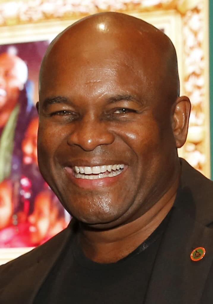 Leslie Small
