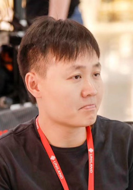 毋辉辉