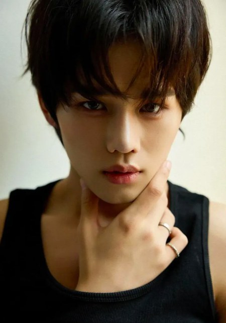 ธนากร วิชานุเคราะห์