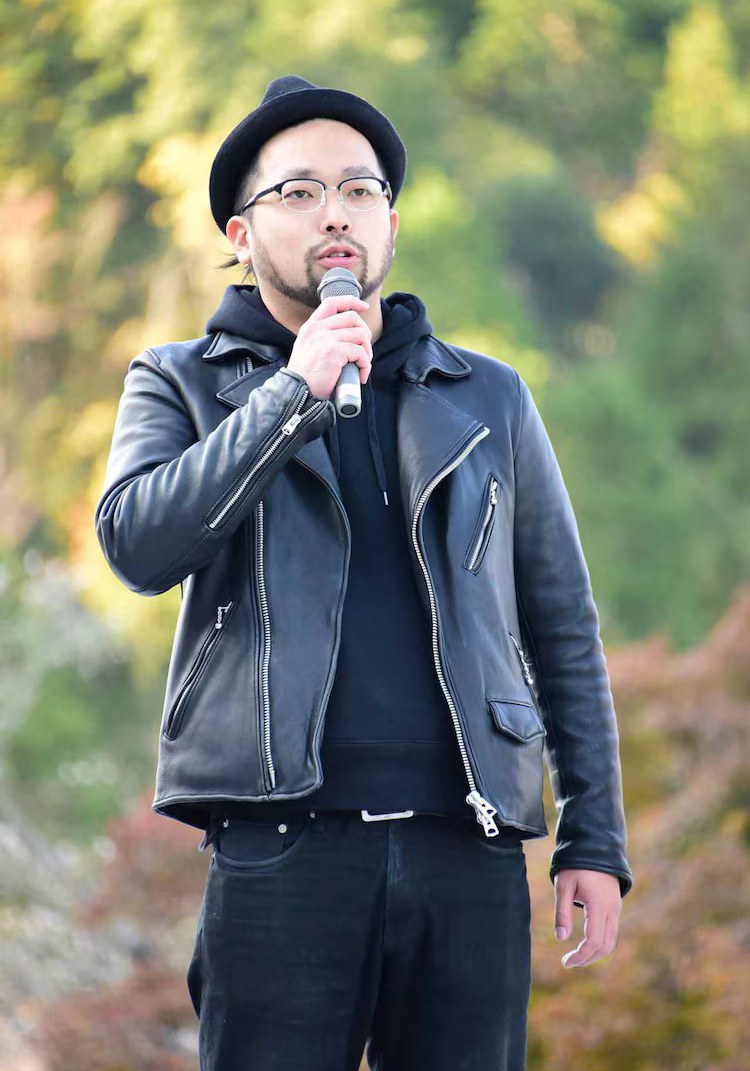 黑崎豪