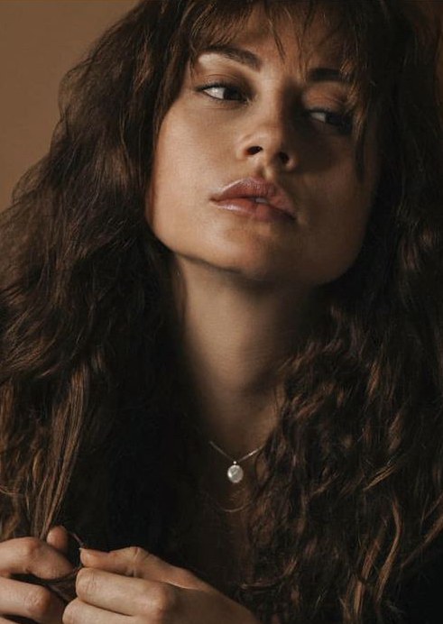 Chloe Van Landschoot
