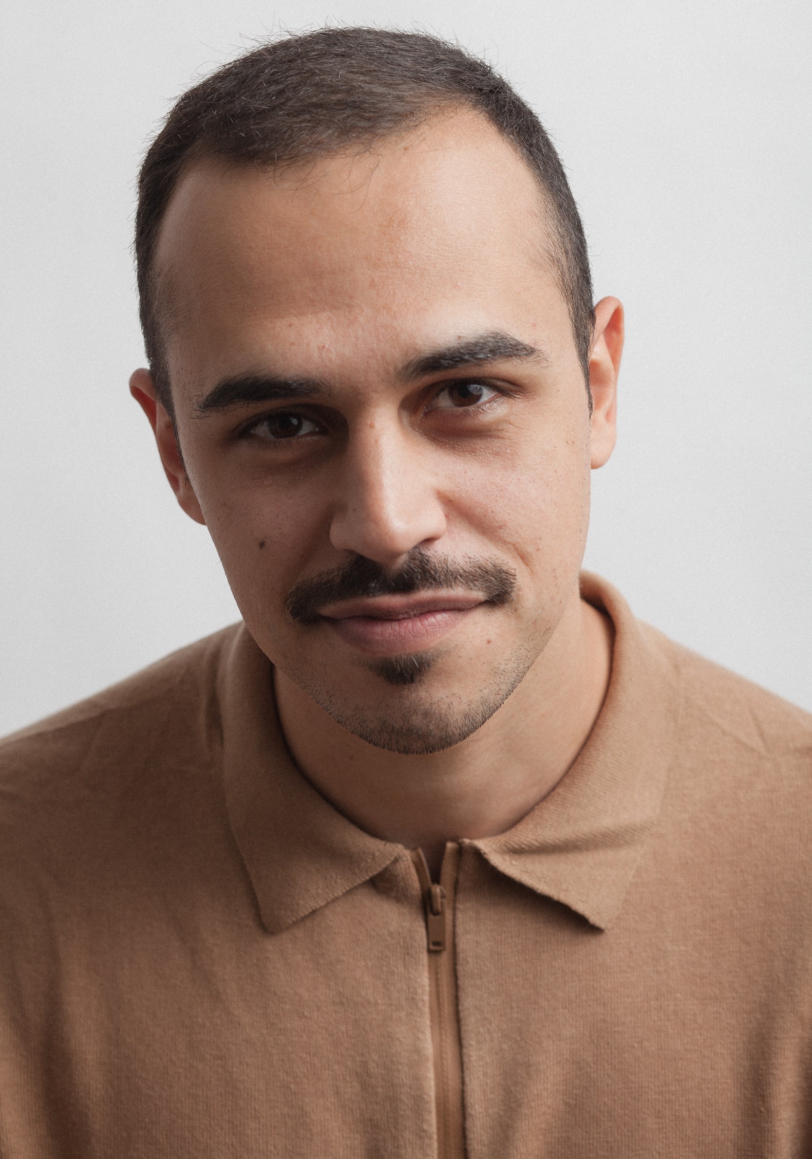 弗拉德·布鲁马鲁