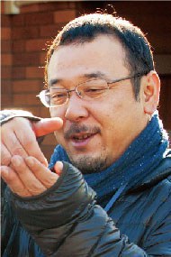 Yasuhiro Kawamura