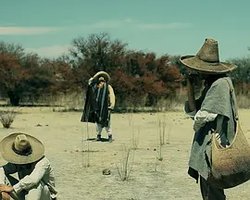 Matar extraños