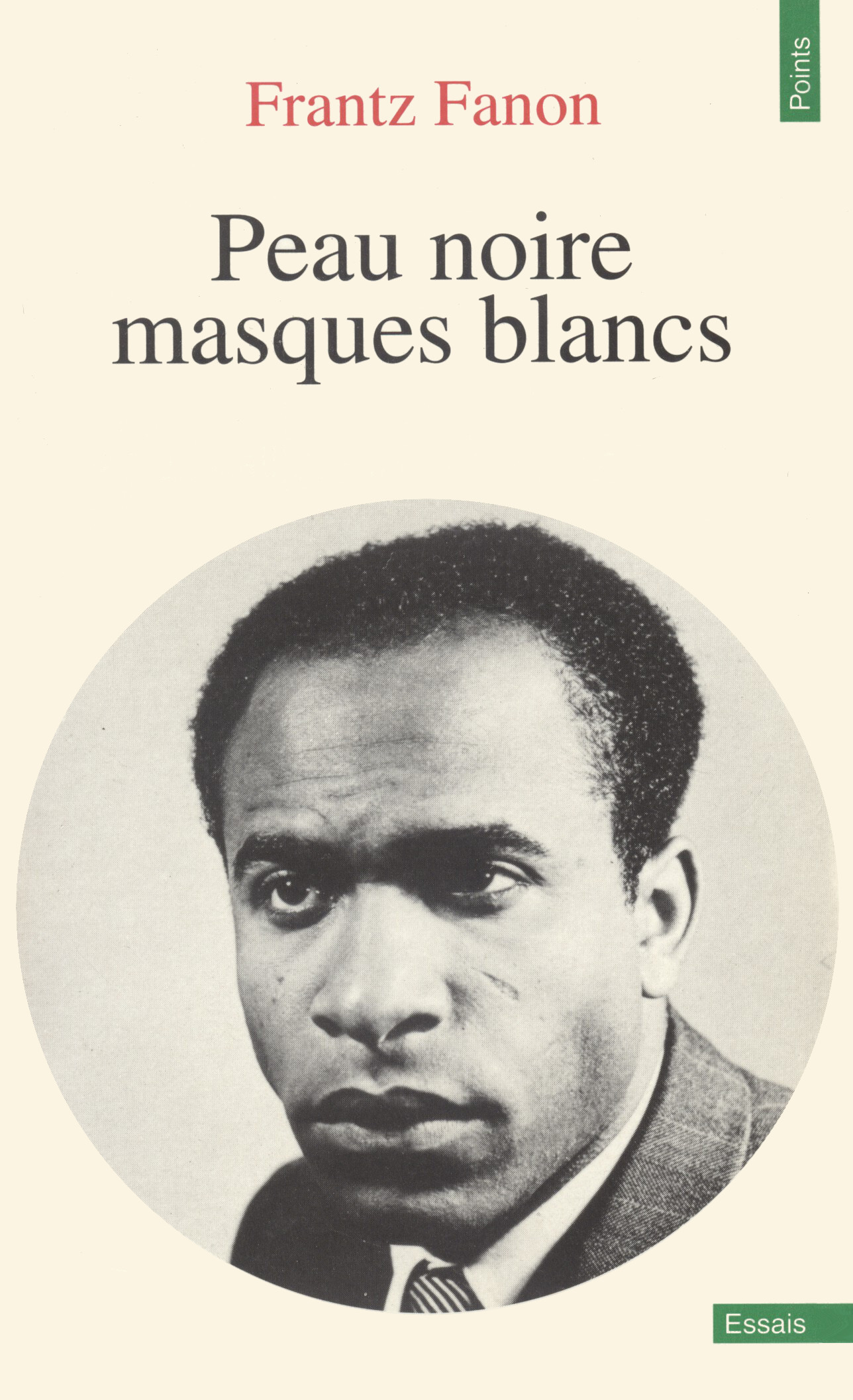 Peau noire, masques blancs