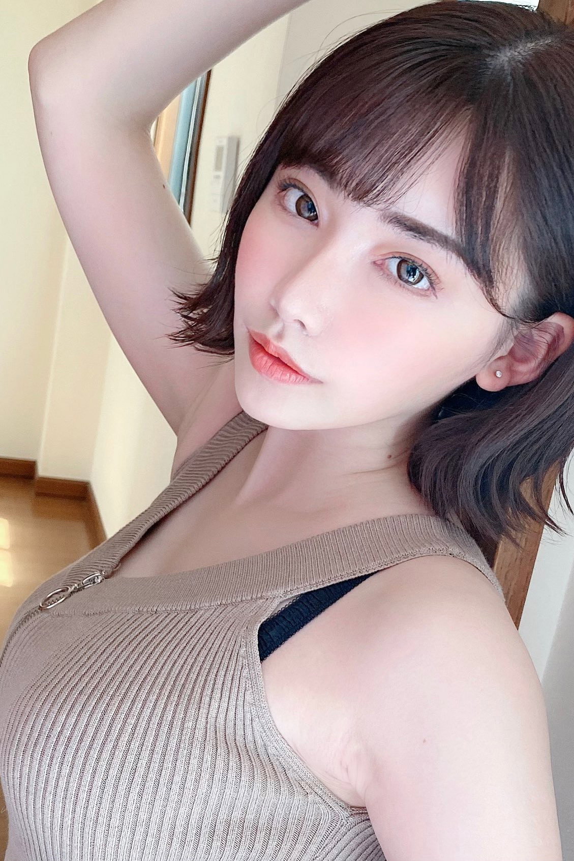 深田えいみ
