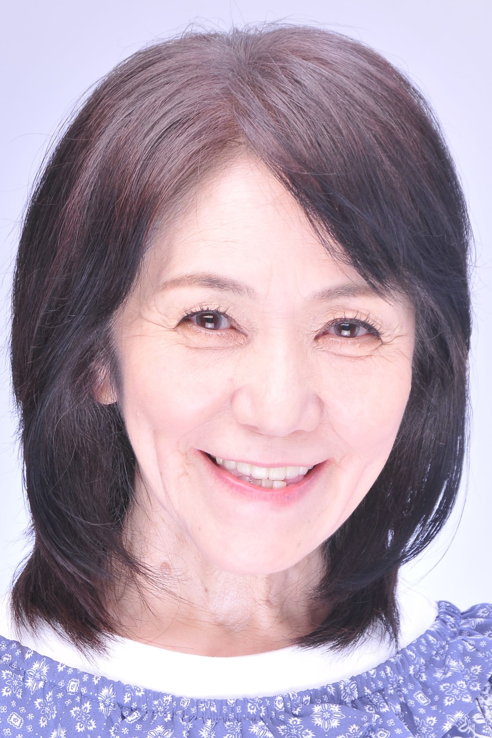 定冈小百合