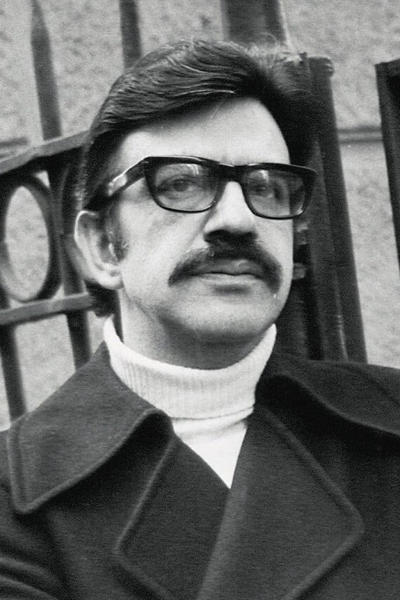 Menis Koumantareas