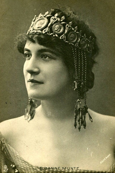 Suzanne Munte