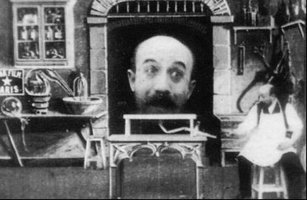 El hombre de la cabeza de goma