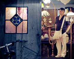 他们在岛屿写作：新宝岛曼波