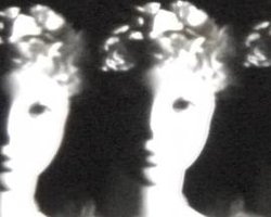 Kha Uebertragung - Les embaumées